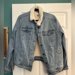 Universal thread Sherpa lined Jean jacket women’s XL